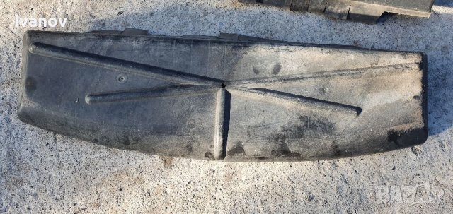 Bmw e36 air duct 51718156259 дифузьор  кора предна броня под радиатора бмв е 36, снимка 6 - Части - 38455877