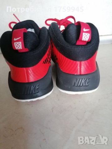 Маратонки Nike , снимка 2 - Маратонки - 35479637