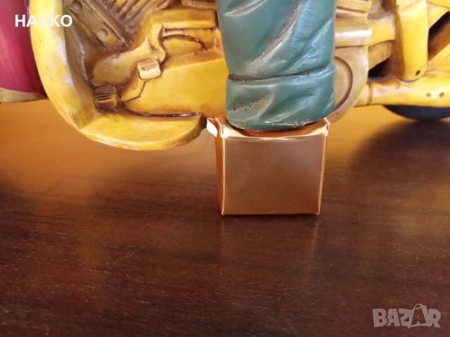 Стара Масивна СТАТУЕТКА РЪЧНО ИЗРАБОТЕНА на Моторист с Мотор Harley Davidson ВНОС от Англия, снимка 15 - Антикварни и старинни предмети - 52457105