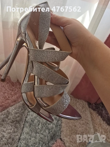 токчени обувки