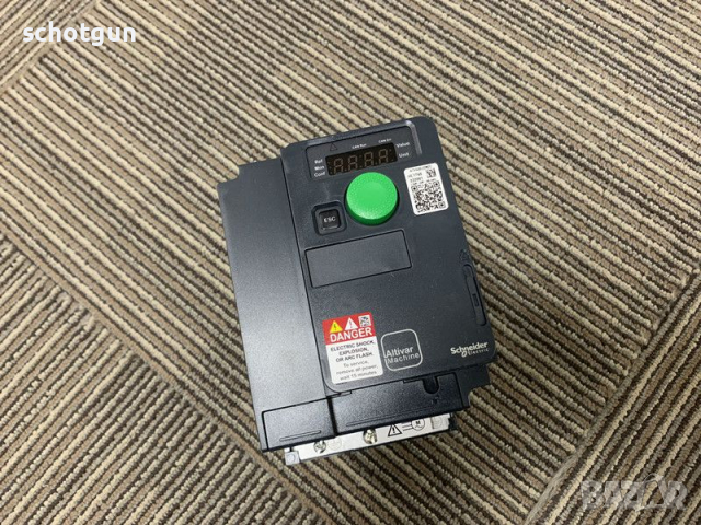 Честотен регулатор schneider ATV 320 0.75kW 400v