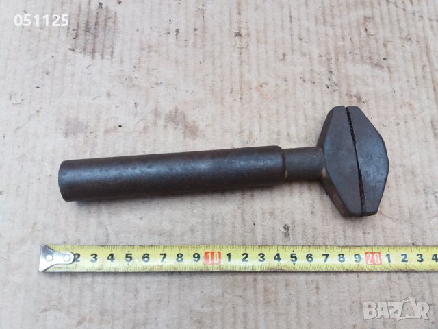 интересен гаечен ключ - подвижен, снимка 5 - Стяги - 37491840