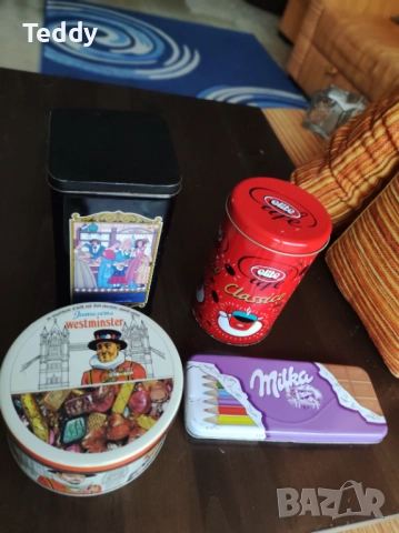 Ретро метални кутии, снимка 3 - Антикварни и старинни предмети - 51975977