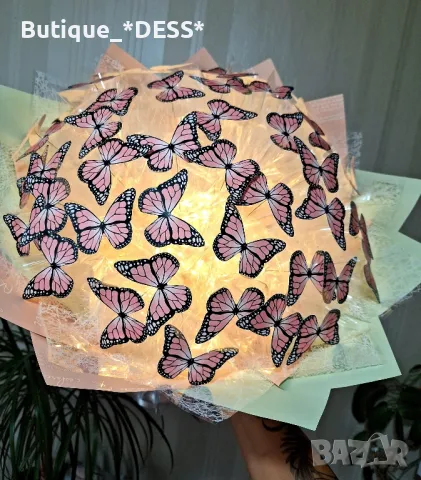 ЗАПОВЯДАЙТЕ‼️БЕЗПЛАТНА ДОСТАВКА  за поръчка на 2 букета‼️Светещи букети "DESS" 🦋, снимка 5 - Романтични подаръци - 44478462