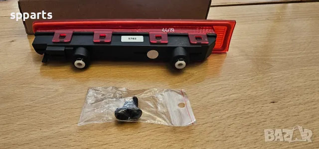 Оригинален трети стоп за VW Transporter T5, снимка 8 - Части - 49594995