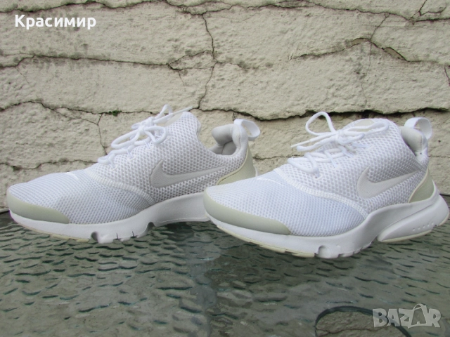 Дамски маратонки Nike Presto Fly, снимка 2 - Маратонки - 52530453