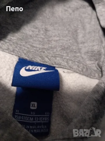 Спортен суитчър Nike, снимка 2 - Суичъри - 56246406