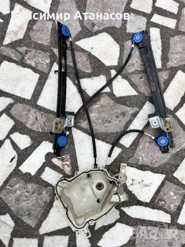 5P0837402Q. Стъклоповдигач преден десен за Сеат Алтеа XL. 2005-2014г