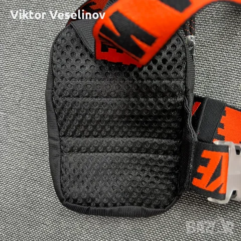 Оригинална Nike Малка Чантичка Черна През Рамо, снимка 5 - Чанти - 56184834