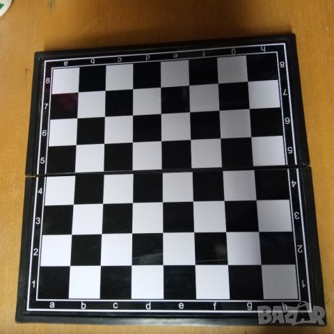 Магнитен шах, снимка 6 - Шах и табла - 42471739