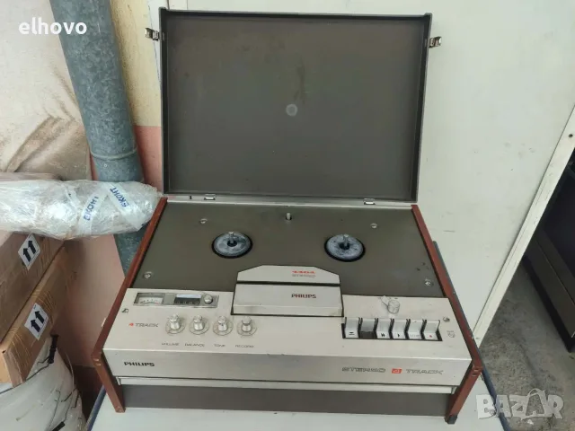 Магнетофон Philips 4404, снимка 2 - Грамофони - 56460360