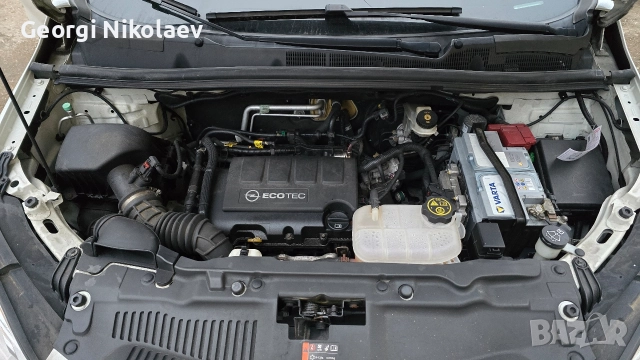 Opel Mokka 1.4i Turbo 4x4, снимка 15 - Автомобили и джипове - 52819849