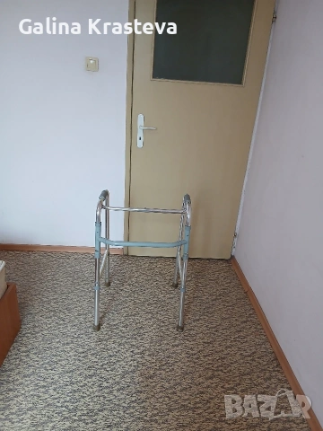 Проходилка за възрастни, снимка 2 - Ролатори - 53986432