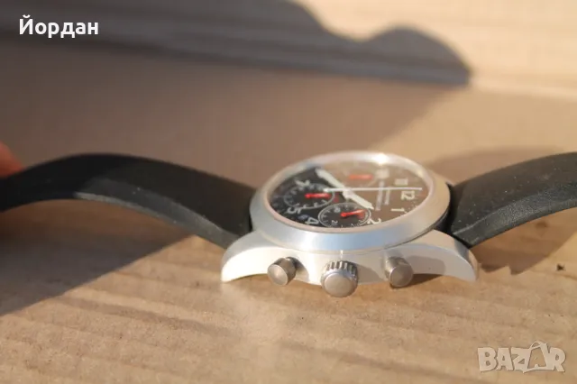 Швейцарски мъжки часовник ''Girard Perregaux F1-047 Ferrari 4955'', снимка 15 - Мъжки - 49304836