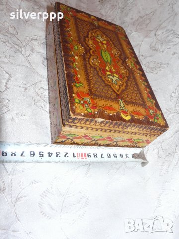  Стара пирографирана кутия , снимка 3 - Антикварни и старинни предмети - 34955650