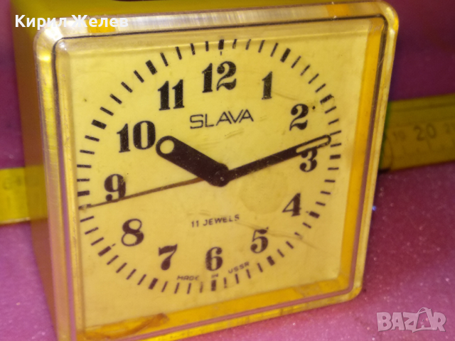 SLAVA MADE in USSR Стар КОЛЕКЦИОНЕРСКИ РУСКИ БУДИЛНИК МЕХАНИЧЕН НАСТОЛЕН ЧАСОВНИК СЛАВА СССР 43576, снимка 2 - Антикварни и старинни предмети - 44548898