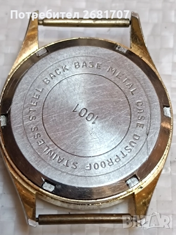 позлатен дамски часовник Refest, снимка 3 - Дамски - 52966684