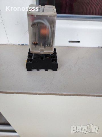 Контактори 6А SCHRACK , снимка 5 - Резервни части за машини - 35132270