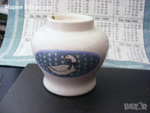 Статуетка, ваза от порцелан, снимка 5 - Декорация за дома - 39603043