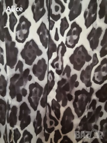 Рокля от Италия, р.34, снимка 4 - Рокли - 42176419