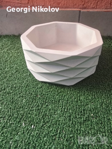 Гипсокерамични кашпи и отливки ръчна изработка, снимка 3 - Декорация за дома - 52139769