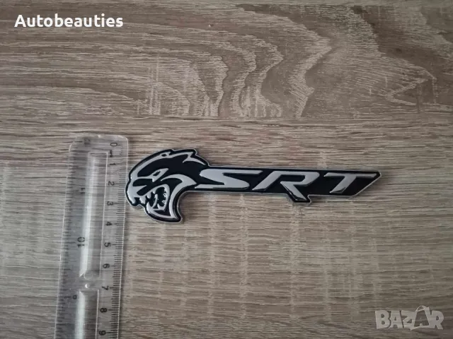 SRT Hellcat сребристо с черно емблема лява, снимка 3 - Аксесоари и консумативи - 47977149