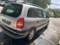 На части Opel  Zafira A 2.0 DTI 16v 101hp Опел Зафира А 2,0 ДТИ 16в 101кс, снимка 2