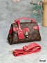Дамска чанта Louis Vuitton, снимка 9