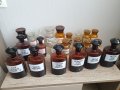 Стари аптекарски шишета и буркани -22 броя, снимка 1 - Антикварни и старинни предмети - 40212080