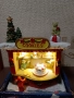 Коледна LED и музикална сцена Магазин за сладкиши с 8 мелодии,светлени и въртяща се торта., снимка 13