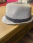 продавам дамска шапка на  reserved, снимка 1 - Шапки - 44489797