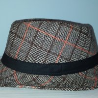 Карирана шапка тип Трилби , снимка 2 - Шапки - 31647746