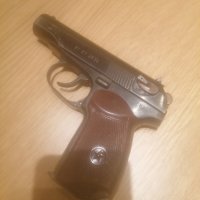 Боен пистолет Макаров , снимка 2 - Бойно оръжие - 42854393