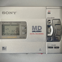 MiniDisc SONY MZ-R50 (MD WALKMAN), снимка 1 - Аудиосистеми - 44667923