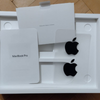 Кутия Apple MacBook Pro M2, снимка 3 - Части за лаптопи - 44686682