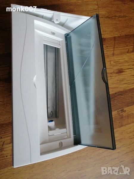 Ел табло за 12 бушони предпазители , снимка 1