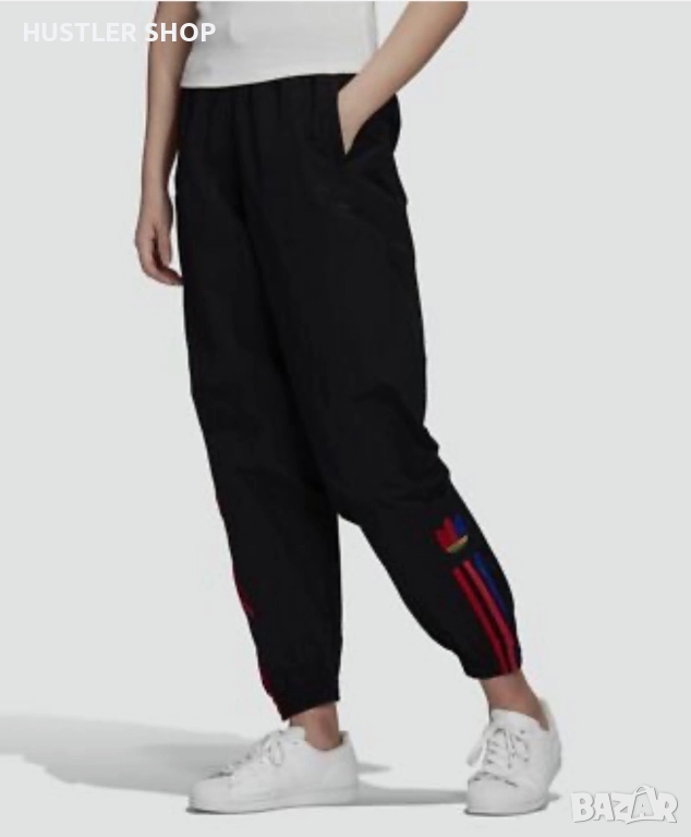 Дамско долнище ADIDAS. Размер М, снимка 1