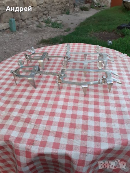 Стари котки за катерене,пикели, снимка 1