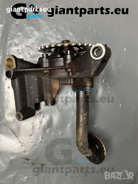 Маслена помпа за VW Голф 4 Golf 4 1.6L , 06A115105, снимка 1