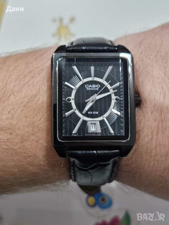 Мъжки часовник Casio, оригинален, запазен, елегантен, стилен + подарък чисто нова батерия, снимка 1
