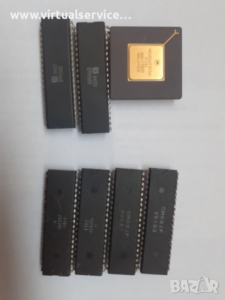 Ретро процесори СМ601, 6502 и периферни схеми СМ602, 6116 и др., снимка 1