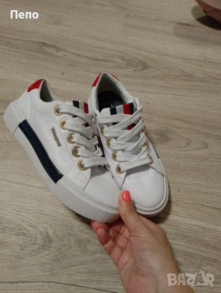 Кацове Tommy Hilfiger , снимка 1