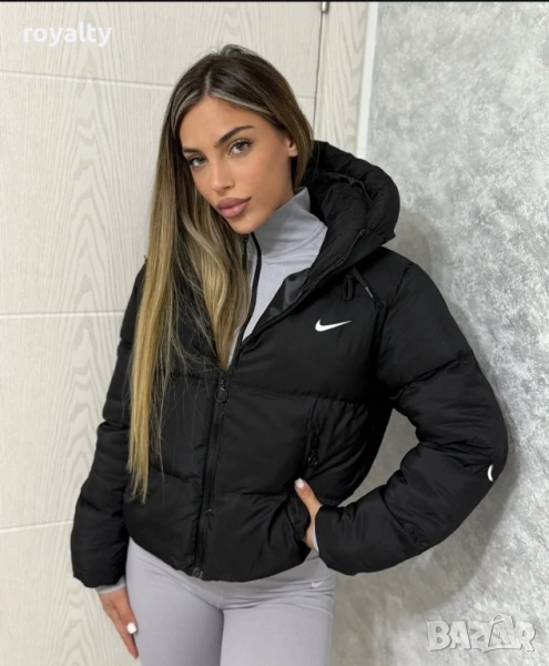 Nike Черно Дамско Зимно Яке , снимка 1