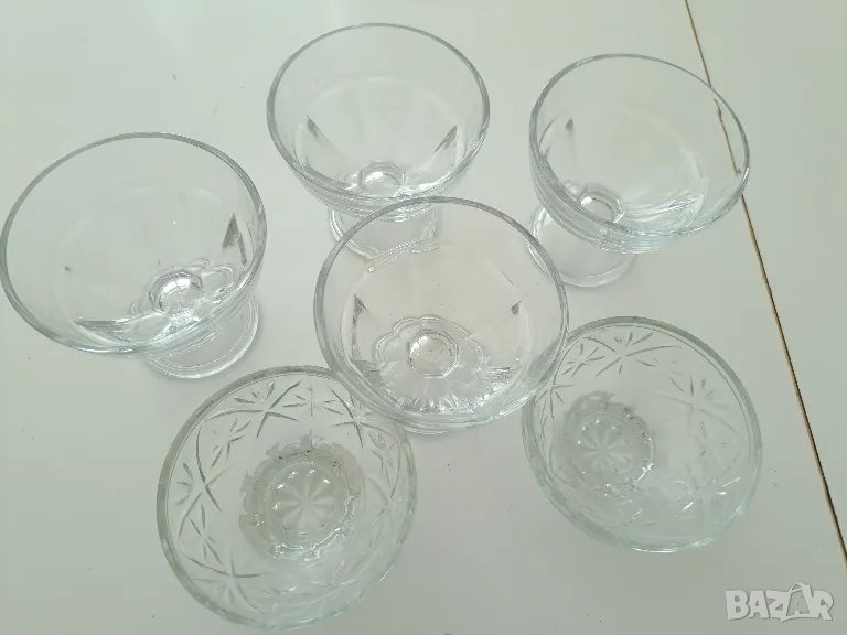 Шест купи за ядки на столче, снимка 1