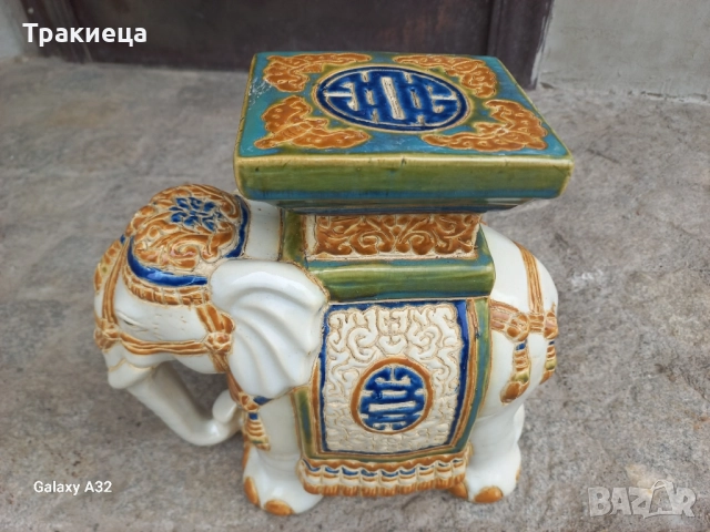 ПОРЦЕЛАНОВ СЛОН