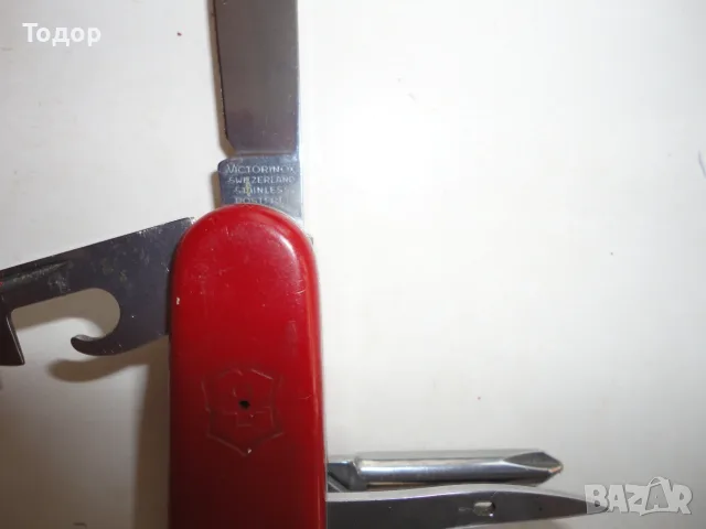Швейцарски многофункционален армейски нож Victorinox 4, снимка 6 - Ножове - 56230632