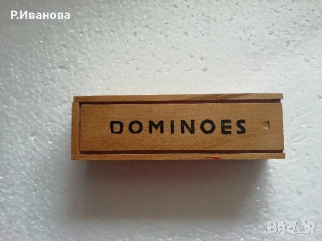 Старо домино в дървена кутия с капак, настолна игра