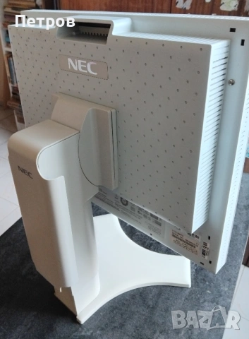 NEC MultiSync L195RW е 19″ (48 cm) LCD, снимка 5 - Монитори - 50832783