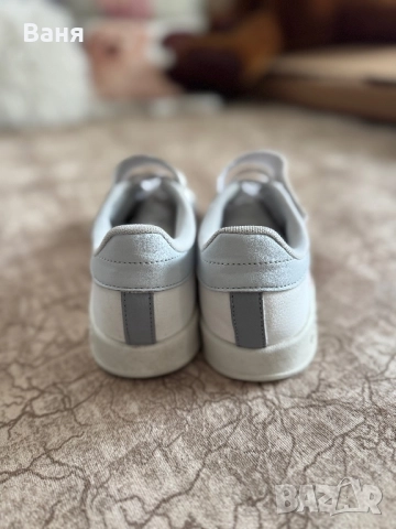 Детски кецове Адидас , снимка 4 - Детски маратонки - 52358801