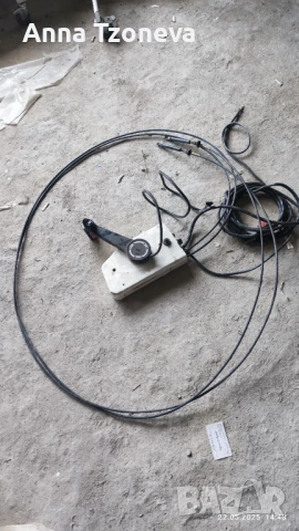 Продавам щамбайн, корито тримаран, седалки за яхта 